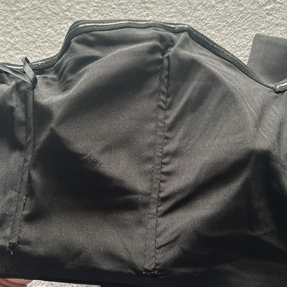 Chicwish | Womens Black Strapless Twisted Sweet Knot Bustier Top - Size S - Picture 8 of 12